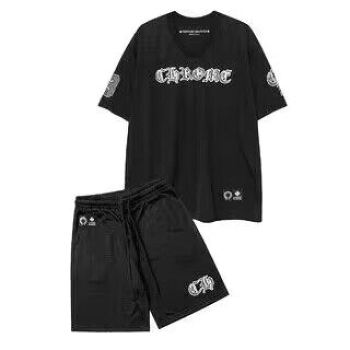 CHROME HEARTS