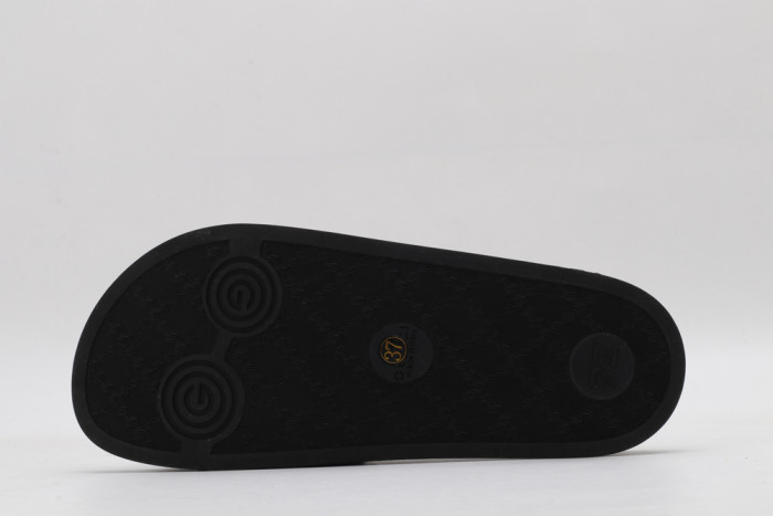 GUCC SLIPPERS