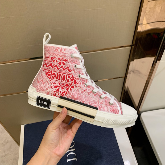 DR B23 Sneakers