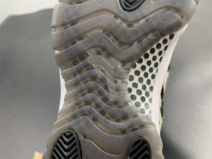 AIR JORDAN 11 “ANIMAL INSTINCT” AR0715-010