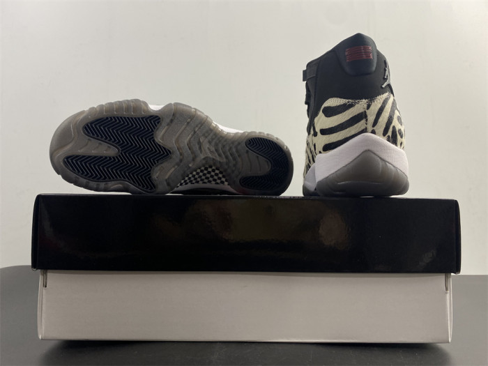 AIR JORDAN 11 “ANIMAL INSTINCT” AR0715-010