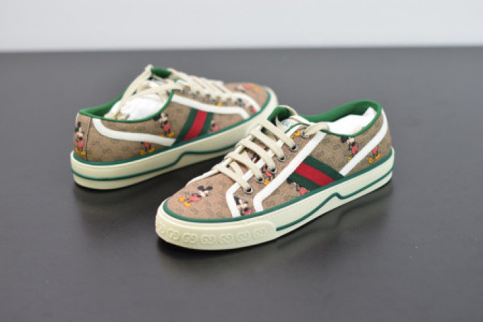 GUCC RHYTON SNEAKER 19668 DRW00 2088