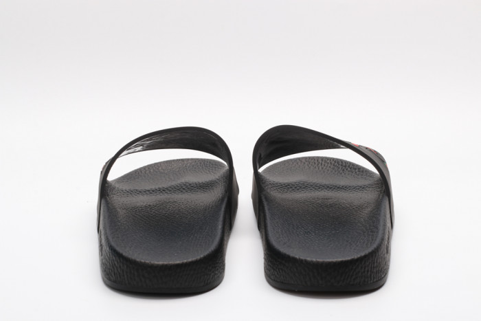 GUCC SLIPPERS