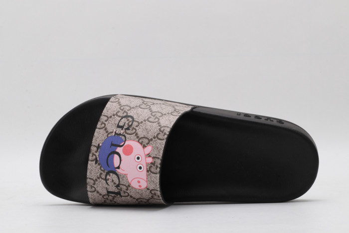 GUCC SLIPPERS