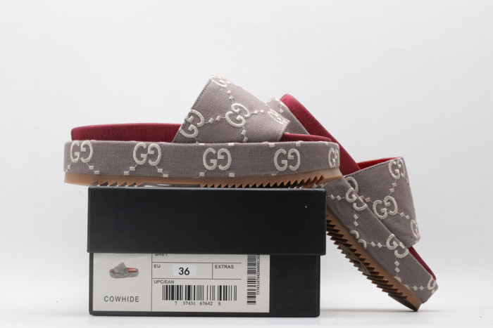 GUCC SLIPPERS